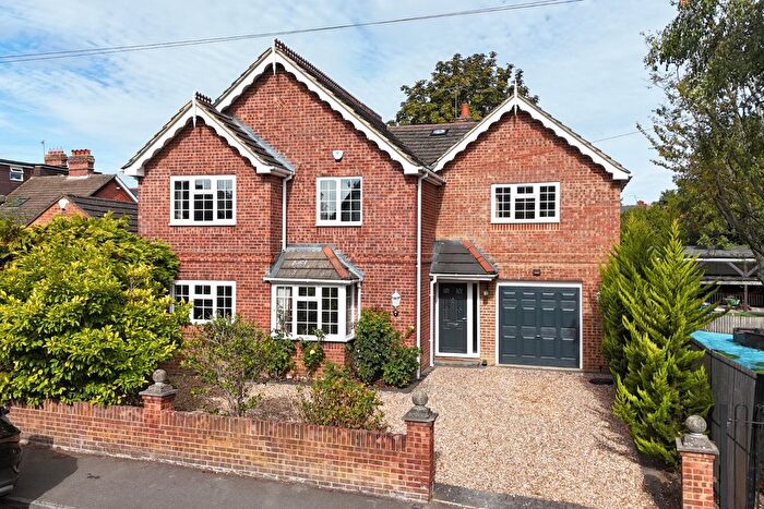 5 Bedroom Detached House To Rent In Goodchild Road, Wokingham, Berkshire, RG40