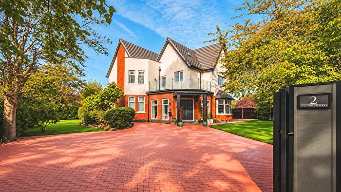 6 Bedroom Detached House For Sale In Snelston Crescent, Littleover, Derby, DE23