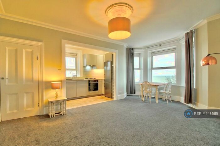 2 Bedroom Flat To Rent In Priory Gardens, Folkestone, CT20