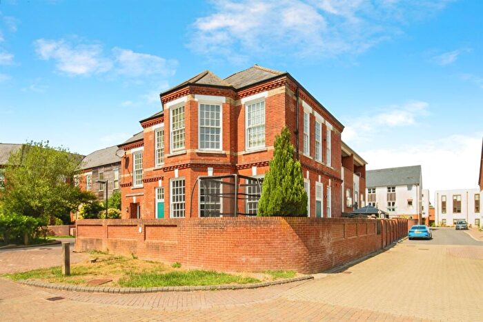 2 Bedroom Flat For Sale In Canadian Way, Basingstoke, RG24