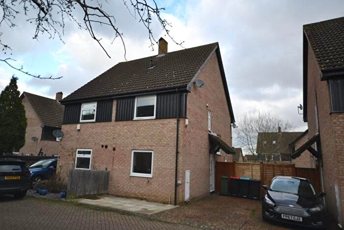 2 Bedroom Semi Detached House For Sale In Rushleys Close, Loughton, Milton Keynes, Buckinghamshire, MK5