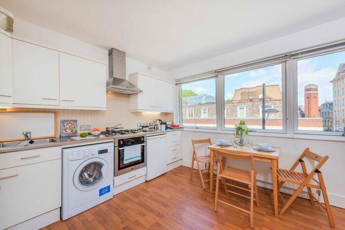 1 Bedroom Flat To Rent In Frosa Mansions, Bloomsbury, London, WC1H
