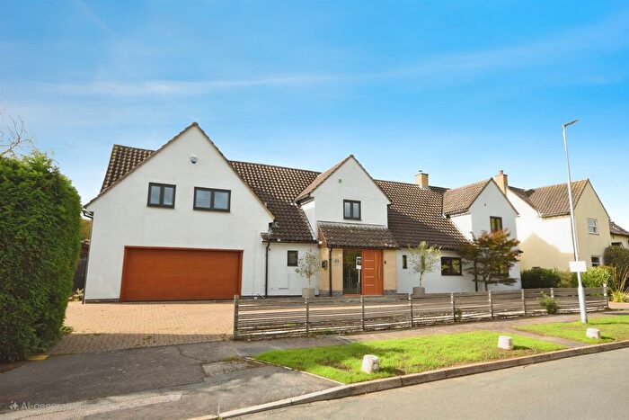 6 Bedroom Detached House For Sale In Grove Field, Braintree, CM7