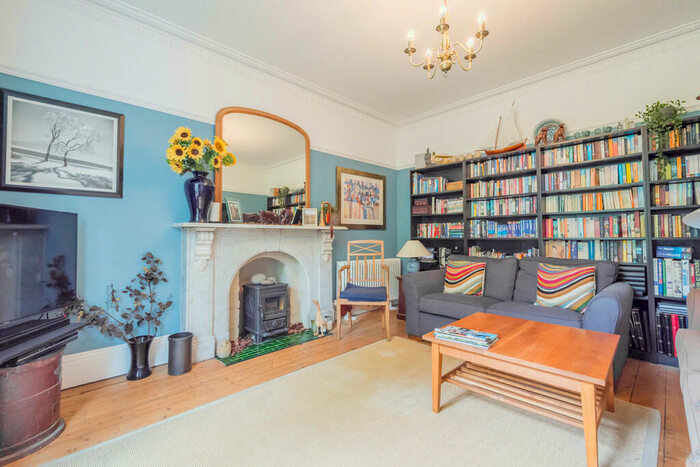 6 Bedroom Terraced House To Rent In St. Lukes Road, Bath - Family House, BA2