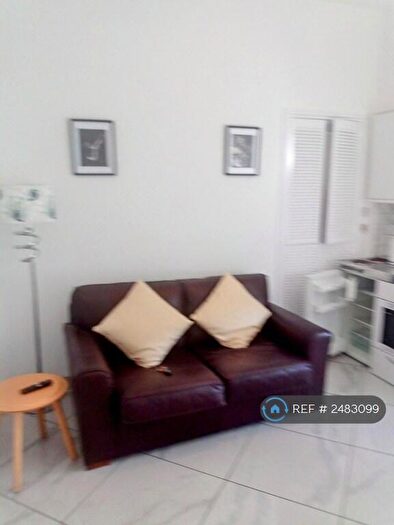 1 Bedroom Flat To Rent In Ritchie St, Millport, Isle Of Cumbrae, KA28
