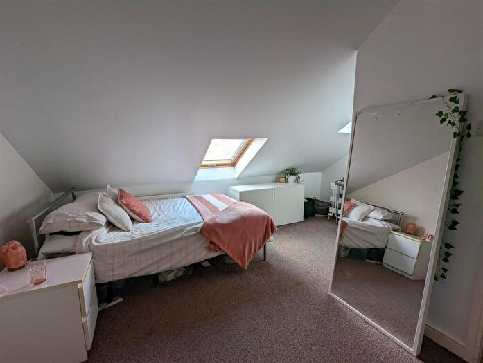 5 Bedroom Terraced House To Rent In **£pppw Excl Bills** Cycle Road, Nottingham, NG7