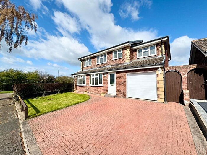 4 Bedroom Detached House For Sale In Warbler Close, Ingleby Barwick, Stockton-On-Tees, TS17