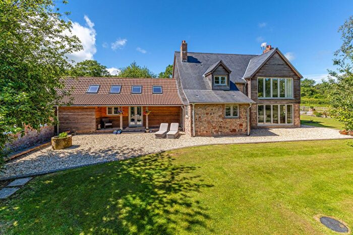 5 Bedroom Detached House For Sale In Moonsbrook, Oakhill, BA3