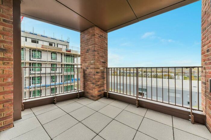 2 Bedroom Apartment To Rent In Alington House, Clarendon, London, N8