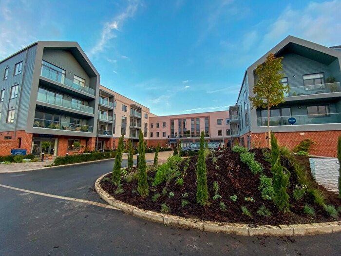 3 Bedroom Retirement Property For Sale In Nightingale Avenue, Chertsey, Surrey, KT16