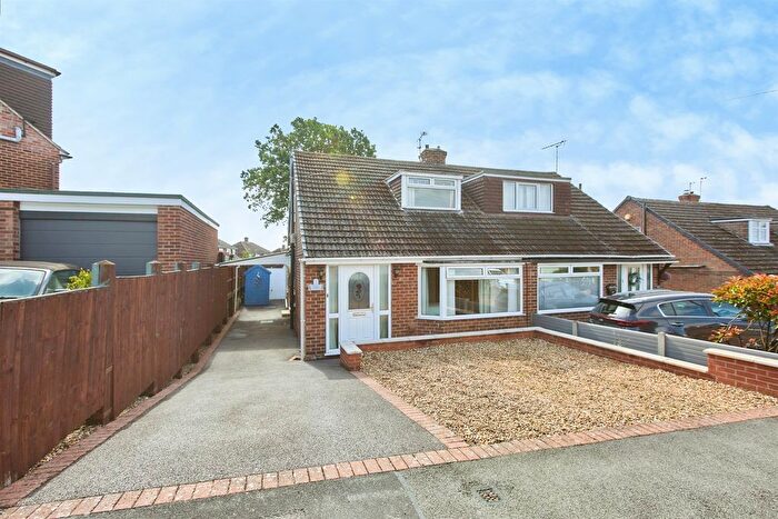 2 Bedroom Semi-Detached House For Sale In Clover Close, Spondon, Derby, DE21
