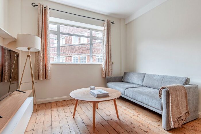 1 Bedroom Flat To Rent In West Kensington, W14