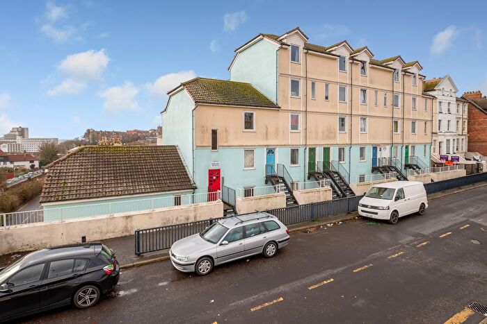 1 Bedroom Maisonette For Sale In Radnor Bridge Road, Folkestone, CT20