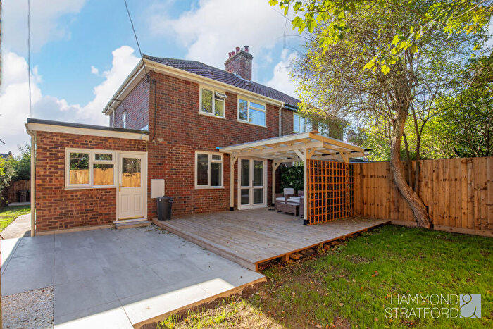 3 Bedroom Semi-Detached House For Sale In Cromwell Close, Hethersett, NR9