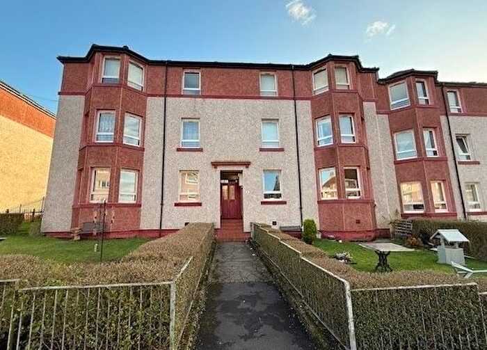 2 Bedroom Flat To Rent In Barmulloch Road, Springburn, Glasgow, G21
