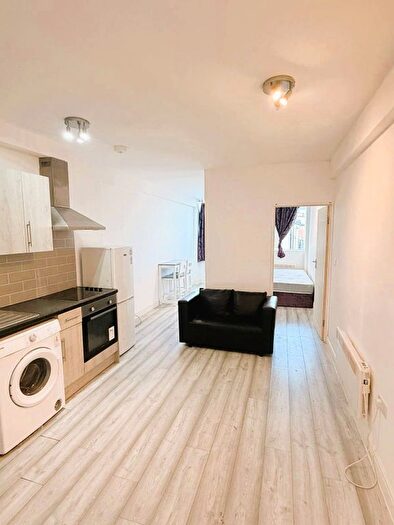 1 Bedroom Flat To Rent In London, CR7