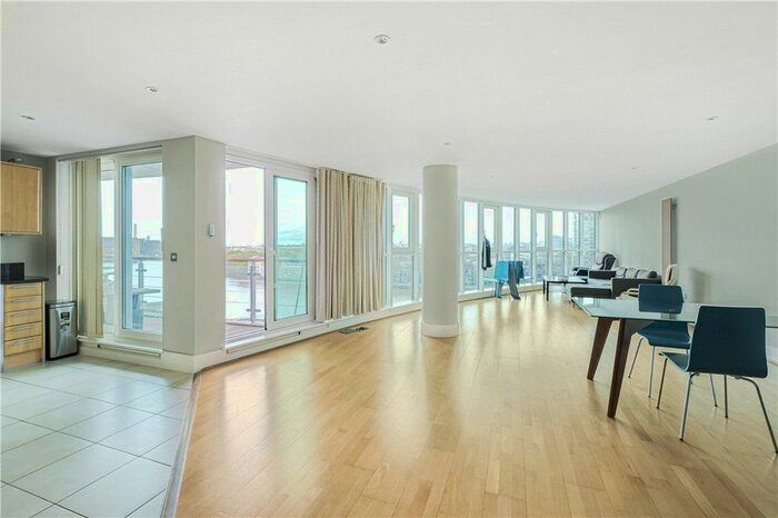 3 Bedroom Flat To Rent In St. George Wharf, London, SW8
