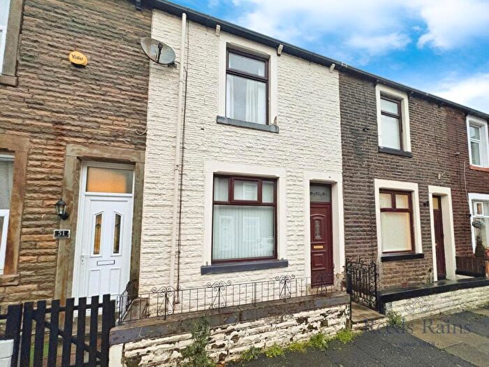 2 Bedroom Terraced House To Rent In Dorset Street, Burnley, Lancashire, BB12