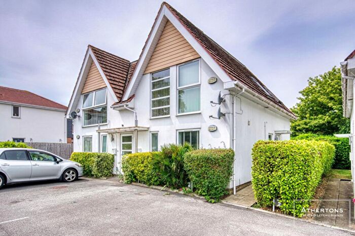 2 Bedroom Flat To Rent In Wimborne Road, Poole, BH15