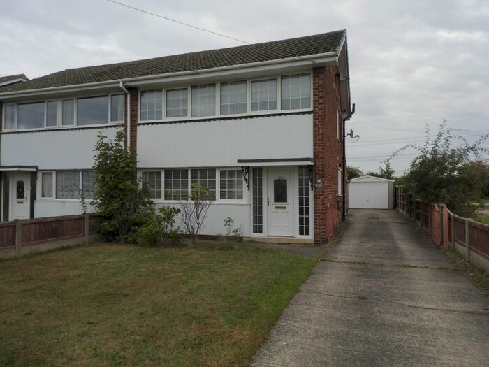 3 Bedroom Semi-Detached House To Rent In Mercel Avenue, Armthorpe, Doncaster, DN3