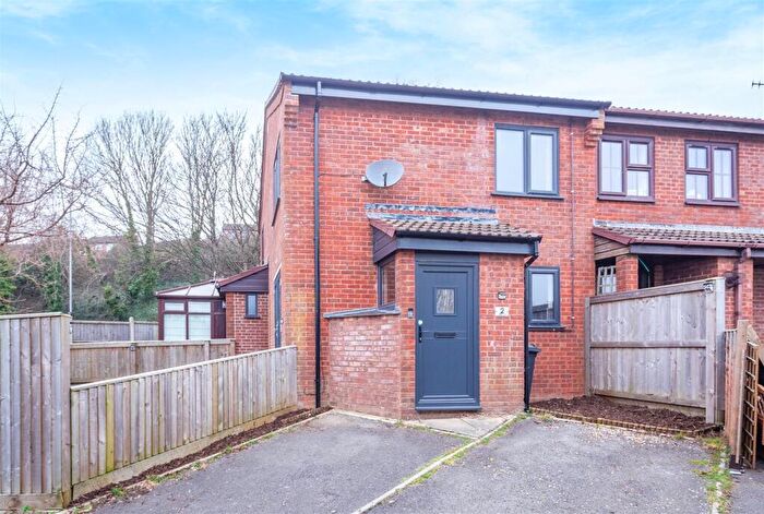 1 Bedroom End Of Terrace House To Rent In Shoe Lane, Bridport, DT6