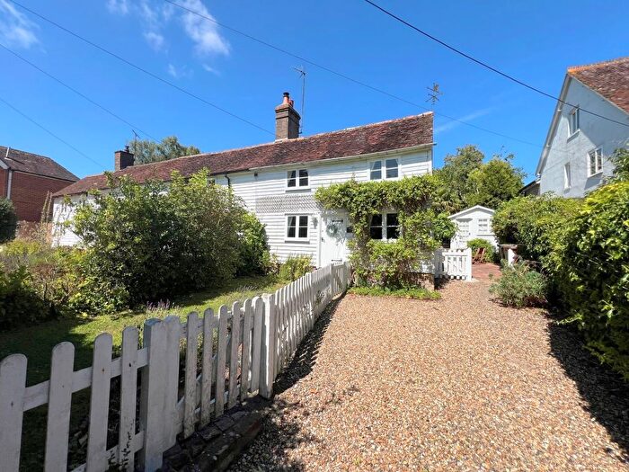 2 Bedroom Cottage To Rent In Brewer Street, Lamberhurst, TN3