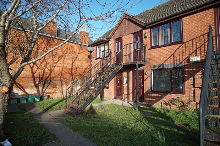 1 Bedroom Flat To Rent In Upton Street, Tredworth, Gloucester, GL1