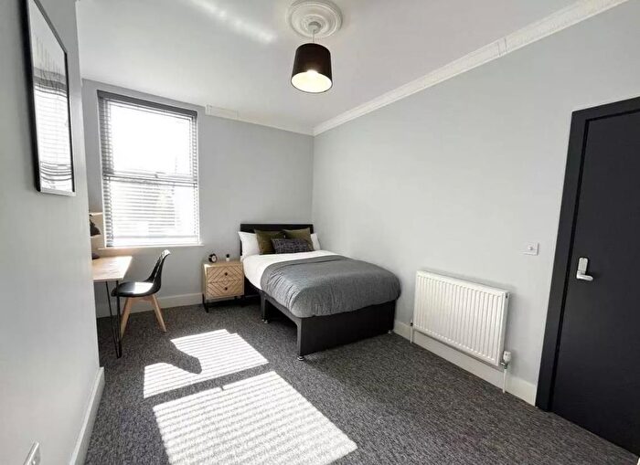 6 Bedroom Property To Rent In Stanbury Avenue, Bristol, BS16