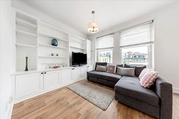 2 Bedroom Flat To Rent In Matheson Road, London, W14