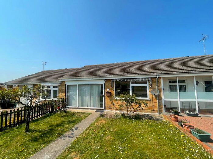 2 Bedroom Bungalow To Rent In Bembridge Close, Clacton-On-Sea, CO15
