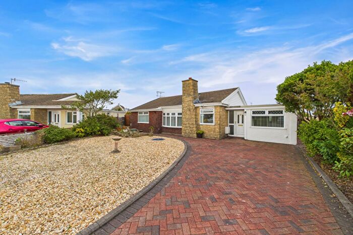 3 Bedroom Detached Bungalow To Rent In Hafan Y Don, Killay, Swansea, SA2