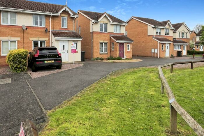 3 Bedroom House To Rent In Swan Gardens, Peterborough, PE1