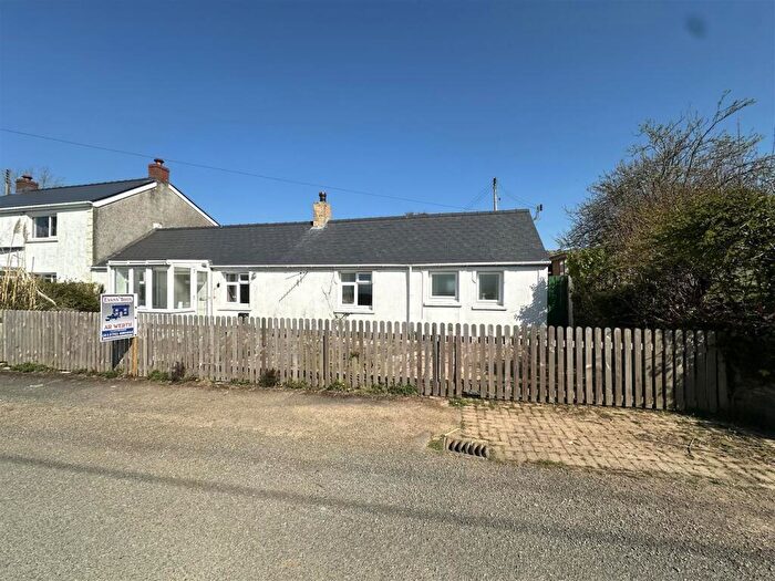 3 Bedroom Cottage For Sale In Panteg Cross, Llandysul, SA44
