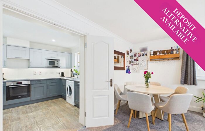 2 Bedroom Apartment To Rent In St. Georges Place, St. Georges Tower St. Georges Place, GL50