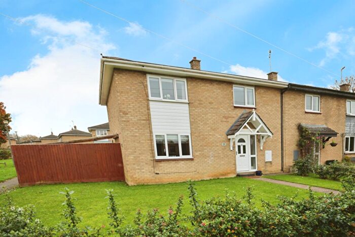 4 Bedroom End Of Terrace House For Sale In Byron Walk, Temple Herdewyke, Southam, CV47