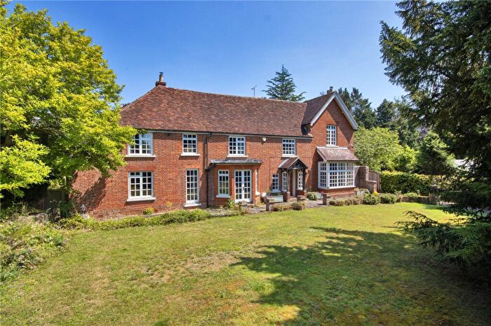 5 Bedroom Detached House For Sale In Redwall Lane, Hunton, Kent, ME15