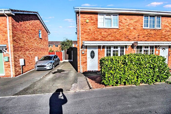 2 Bedroom Semi-detached House For Sale In Oleander Close, The Rock, Telford, TF3