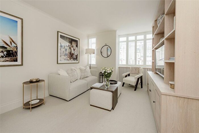 1 Bedroom Flat To Rent In Sloane Street, Chelsea, London, SW1X