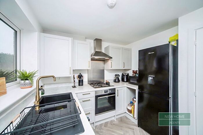 3 Bedroom End Of Terrace House For Sale In Bullion Grove, North Petherton, Bridgwater, TA6