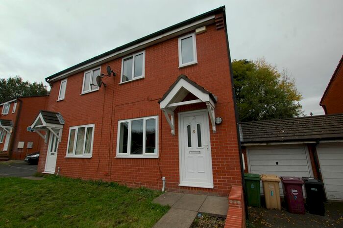 3 Bedroom Semi-Detached House To Rent In Maybreck Close, Bolton, BL3