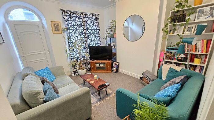 3 Bedroom Terraced House To Rent In Cundy Street, Sheffield, S6