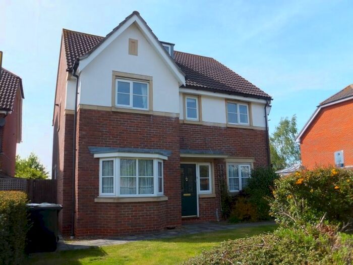 4 Bedroom Detached House To Rent In Copper Beech View, Tonbridge, TN9