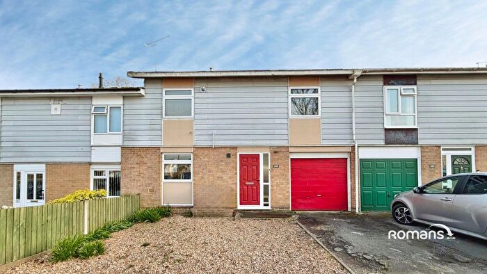 3 Bedroom Terraced House For Sale In Abbey Road, Basingstoke, Hampshire, RG24