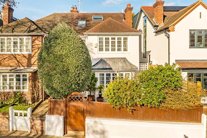 4 Bedroom House For Sale In Ormonde Road, East Sheen, SW14