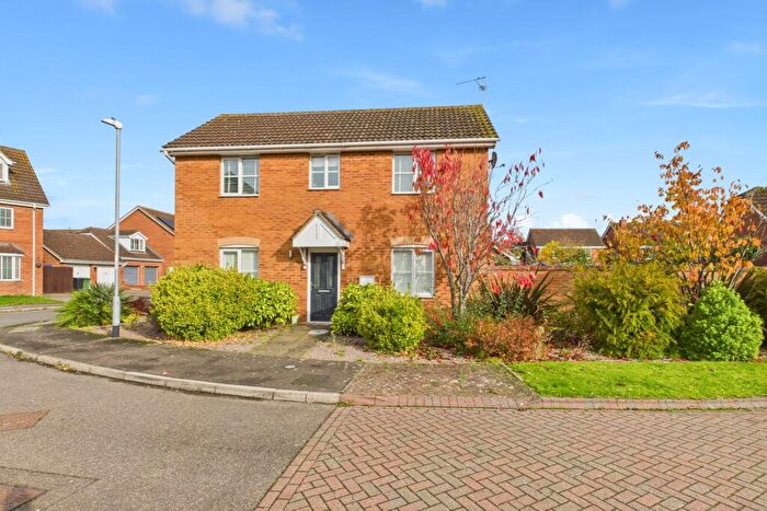 3 Bedroom Detached House For Sale In Shearers Drive, Spalding, Lincolnshire, PE11