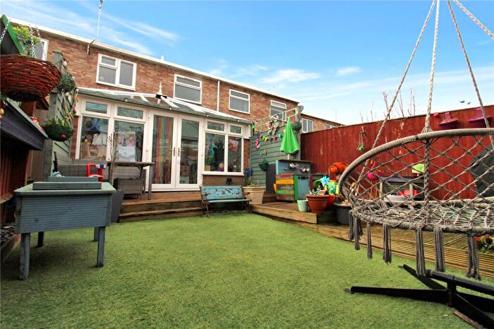 3 Bedroom Terraced House For Sale In Sandgate, Swindon, Wiltshire, SN3