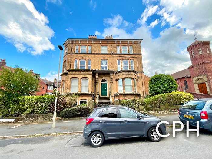 3 Bedroom Flat For Sale In Avenue Victoria, Scarborough, YO11