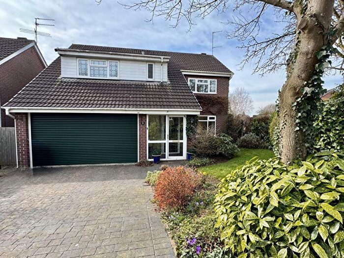 4 Bedroom Detached House For Sale In Portree Drive, Holmes Chapel, CW4