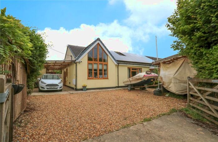 3 Bedroom Bungalow For Sale In Bere Ferrers, Yelverton, PL20