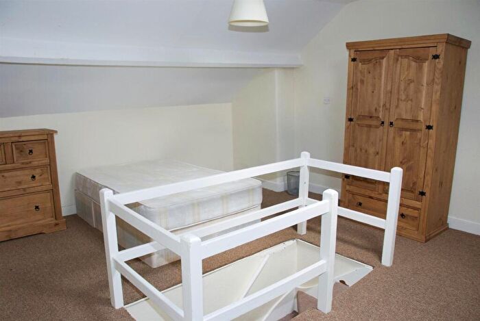 3 Bedroom Terraced House To Rent In Fentonville Street, Sheffield, S11